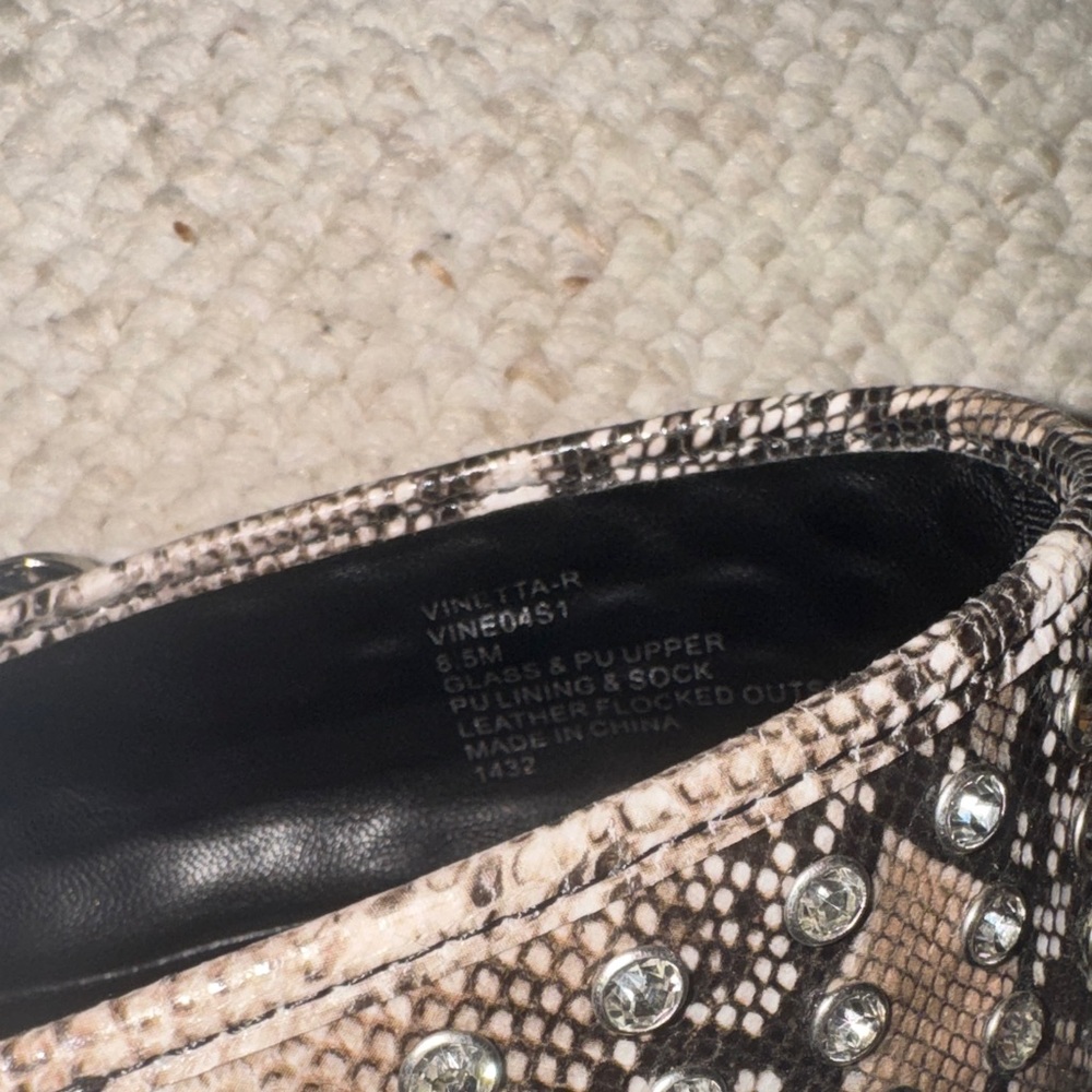 Steve Madden Studded flats - Picture 3 of 5